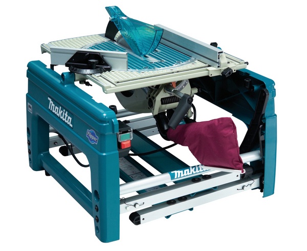 Fierastrau de debitat 1600W Makita LF1000