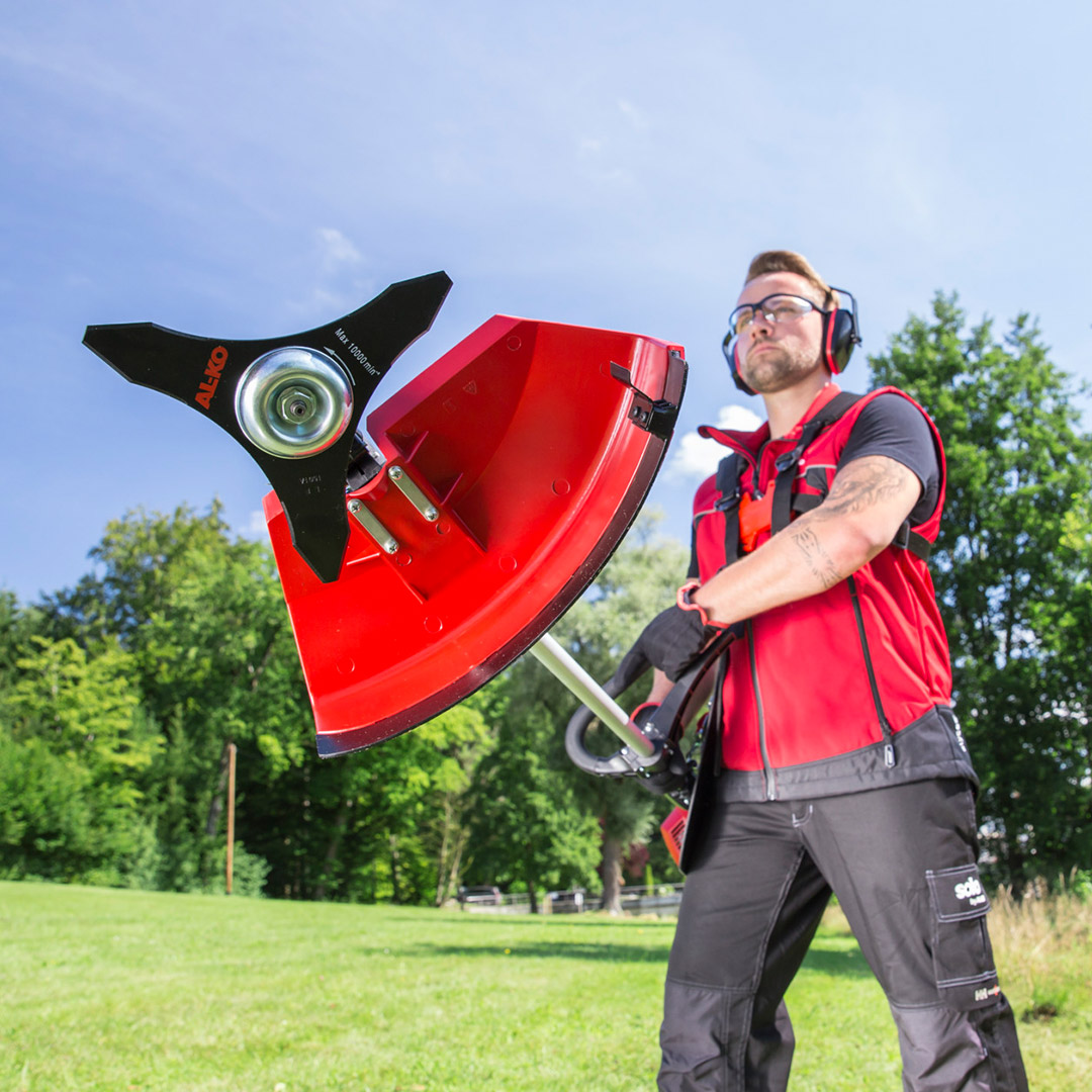 Trimmer sau motocoasa pe benzina AL-KO Trimmer sau motocoasa pe benzina AL-KO